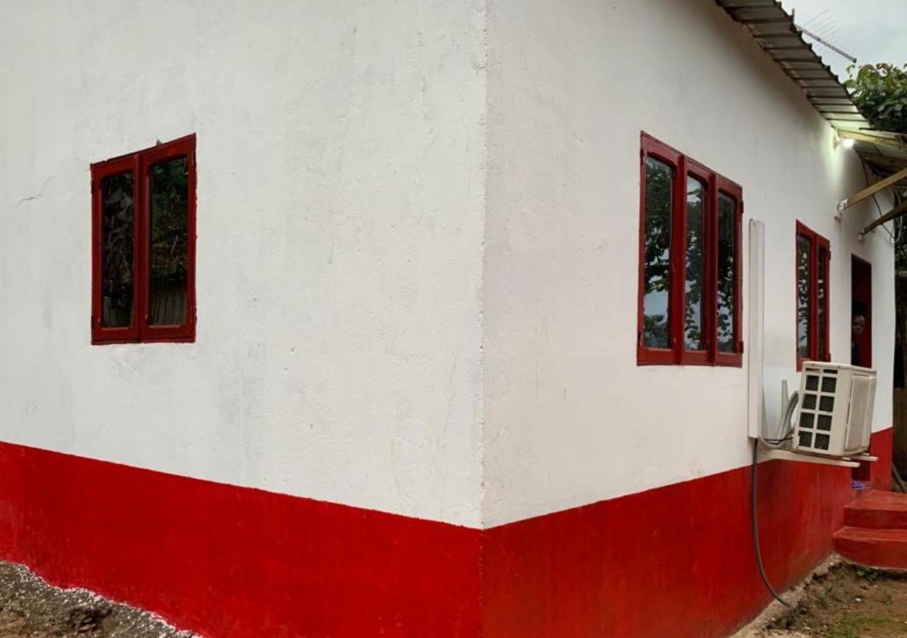 הוילה איליאו דאש רולש Casa No Centro Do Mundo Ilheu Equator מראה חיצוני תמונה